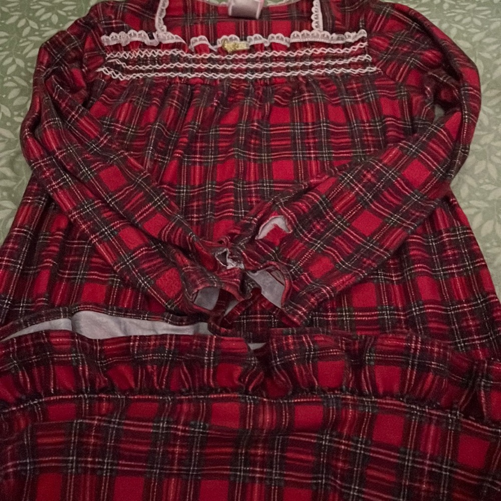 Nightgown